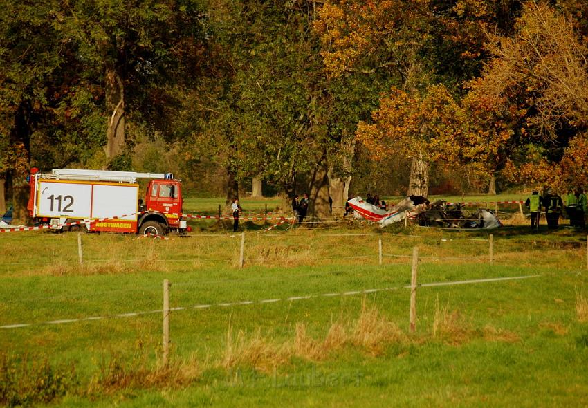 Kleinflugzeug abgestuerzt Sankt Augustin Meindorf P008.JPG